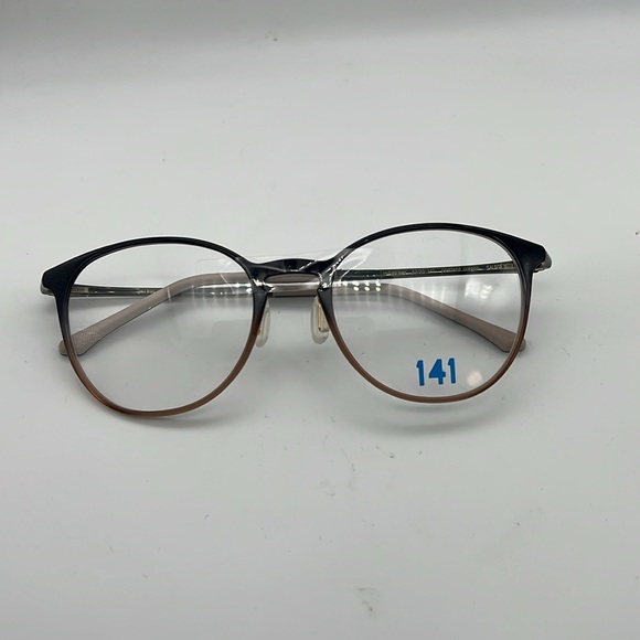 New 141 eyeglasses with case - Picture 2 of 3